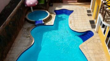 Alberca al aire libre