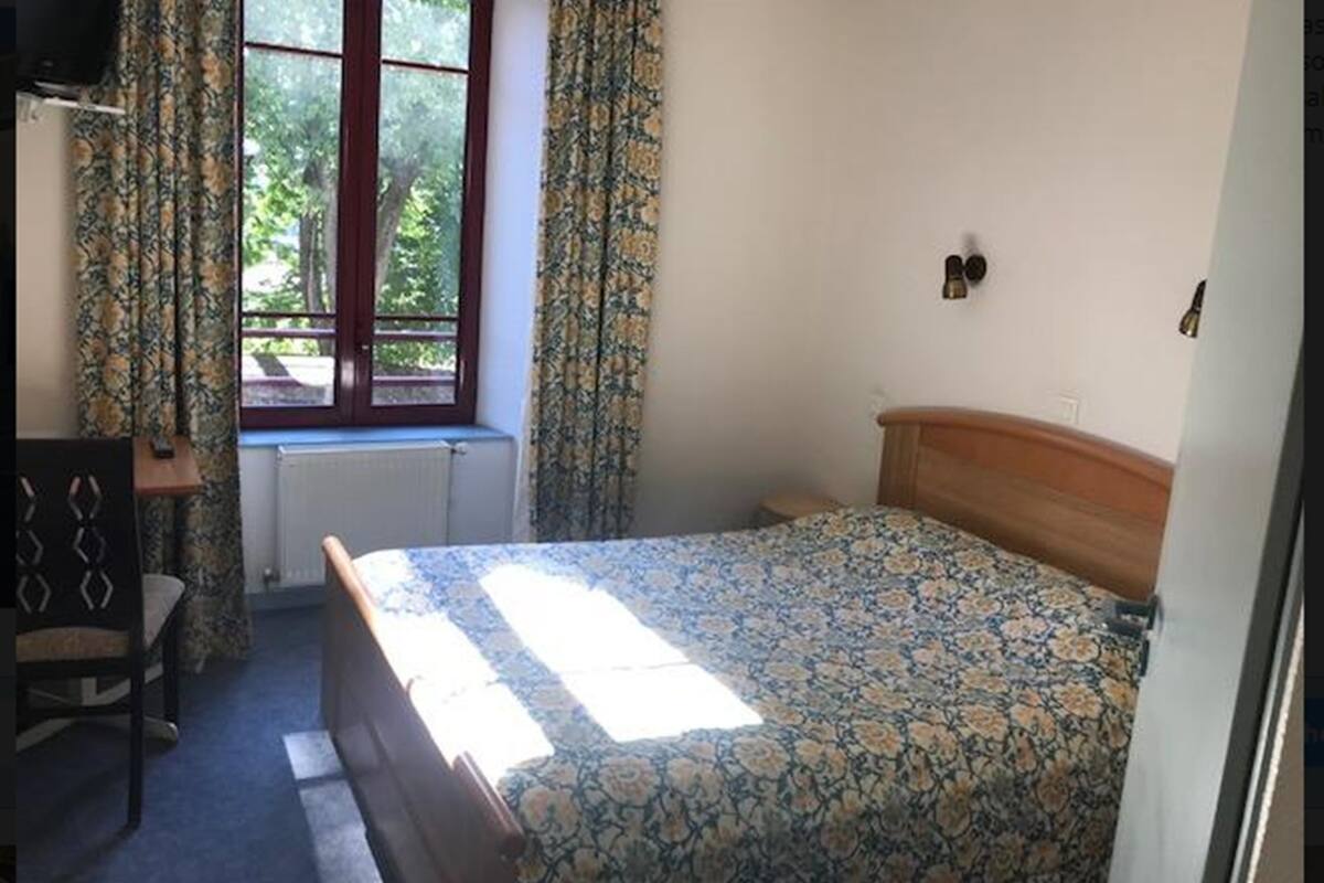 Double Room | Desk, soundproofing, iron/ironing board, free WiFi
