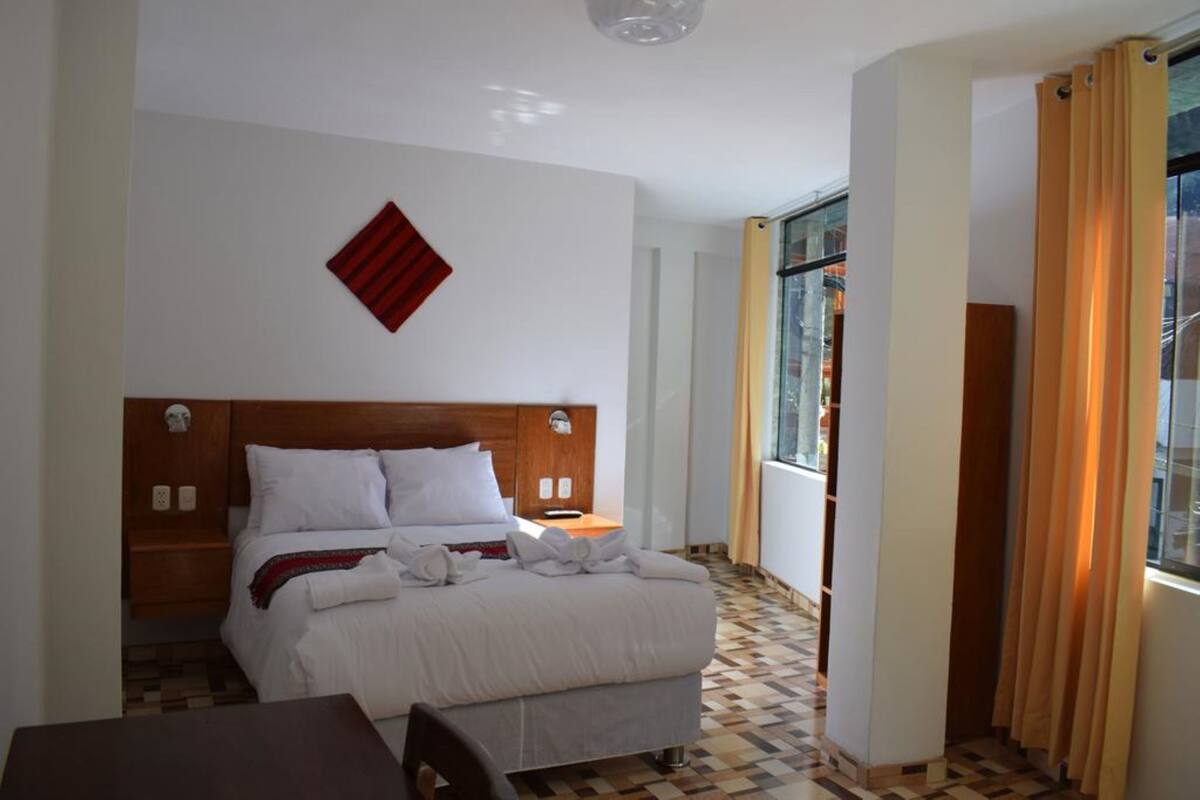 Habitación doble, 1 cama matrimonial | Wifi gratis