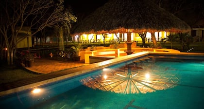 Maju Hotel Campestre & Spa