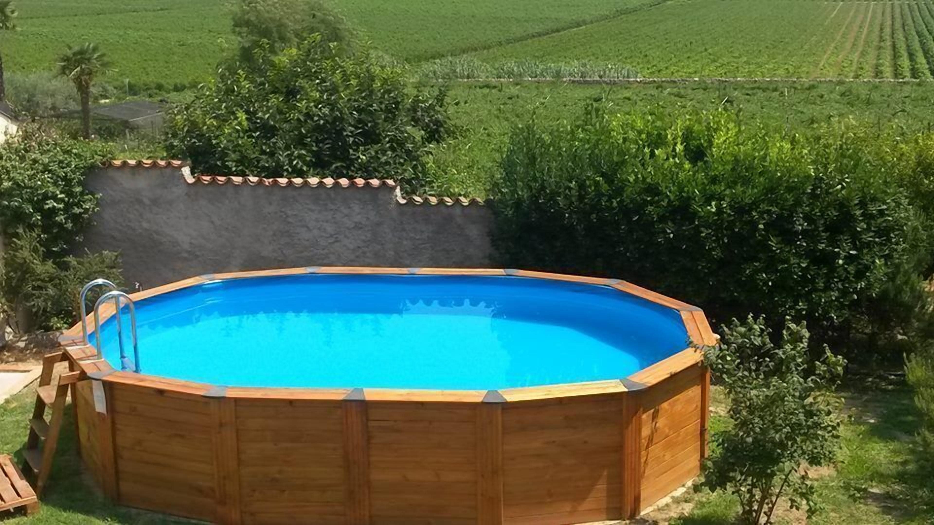 Piscina stagionale all'aperto