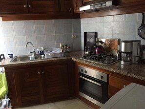 Leilighet, 2 soverom | Eget kjøkken | Kjøleskap, mikrobølgeovn, ovn og kokeplater