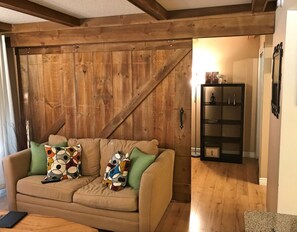 Family Condo, 1 Queen Bed with Sofa bed, Non Smoking, Mountainside | Living room | TV, fireplace - Rustic Mountainside Chalet - Unit 902 (The Blue Mountains)
