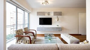 Unclassified image, 3 of 26, button - UR Place Rentals -2Bdrm Canvas Miraflore (Lima)