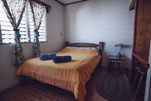 Double Room, Non Smoking | In-room safe, free WiFi - Spanish by the River - Boquete - Hostel (Alto Boquete)