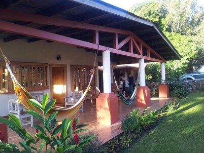 Spanish by the River - Boquete - Hostel