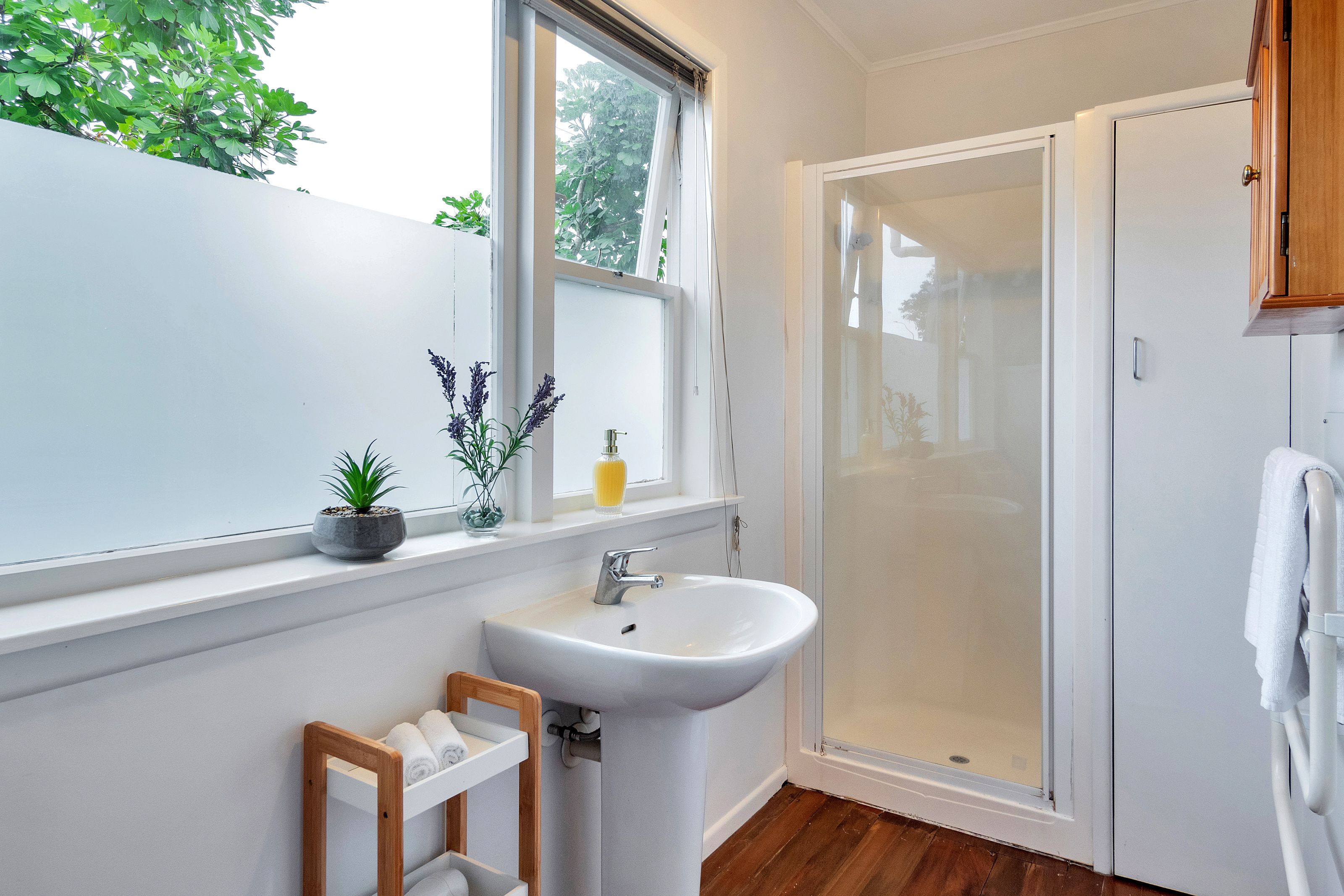 House, Multiple Beds, Non Smoking, Garden View | Bathroom | Shower, designer toiletries, hair dryer, towels
