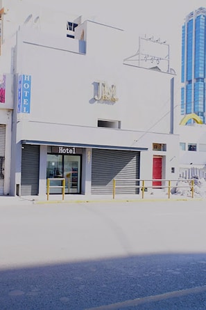 واجهة المنشأة