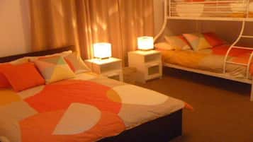 Family House, 5 Bedrooms, 2 Bathrooms | 5 bedrooms, blackout drapes, iron/ironing board