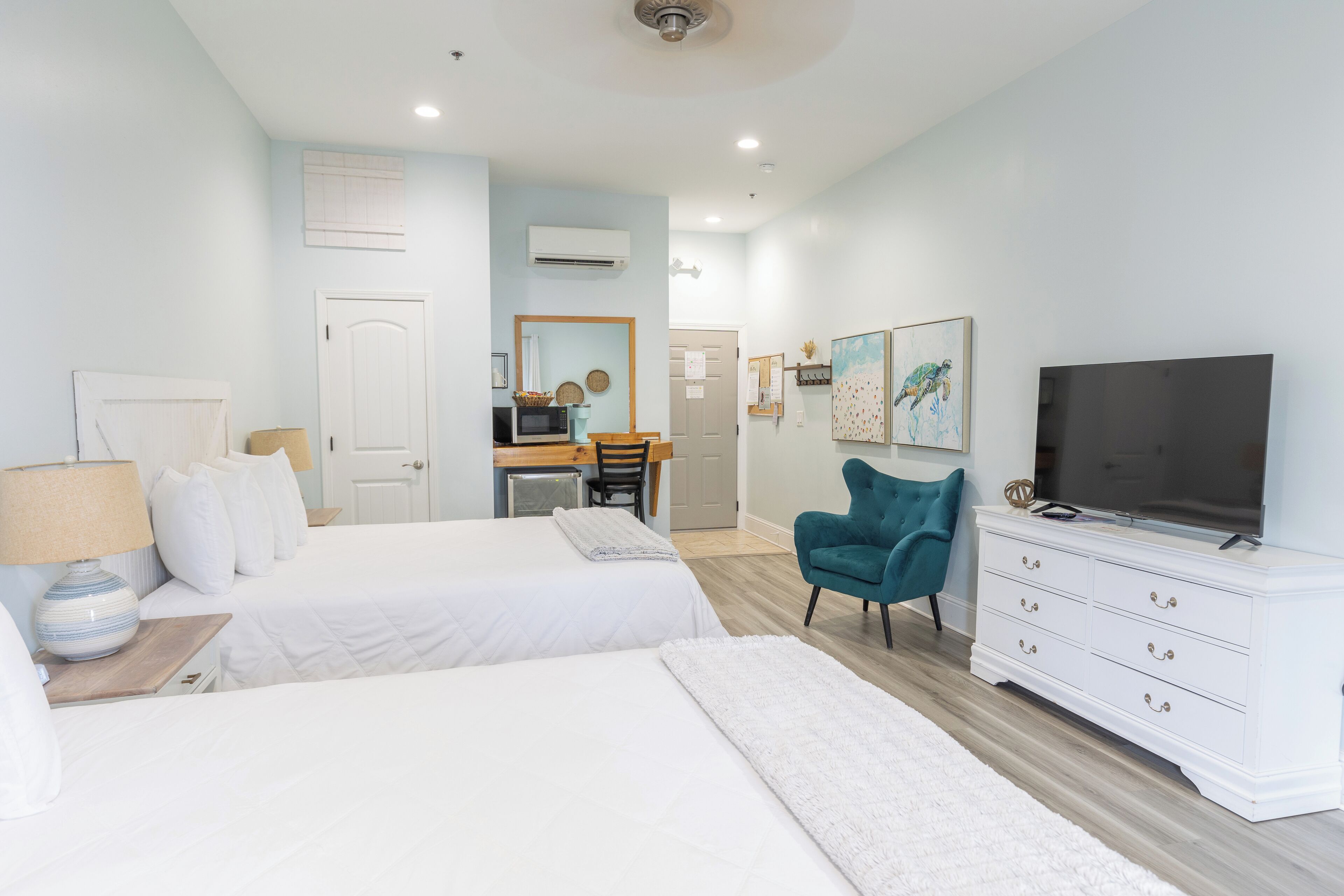 upper double queen  | view from room