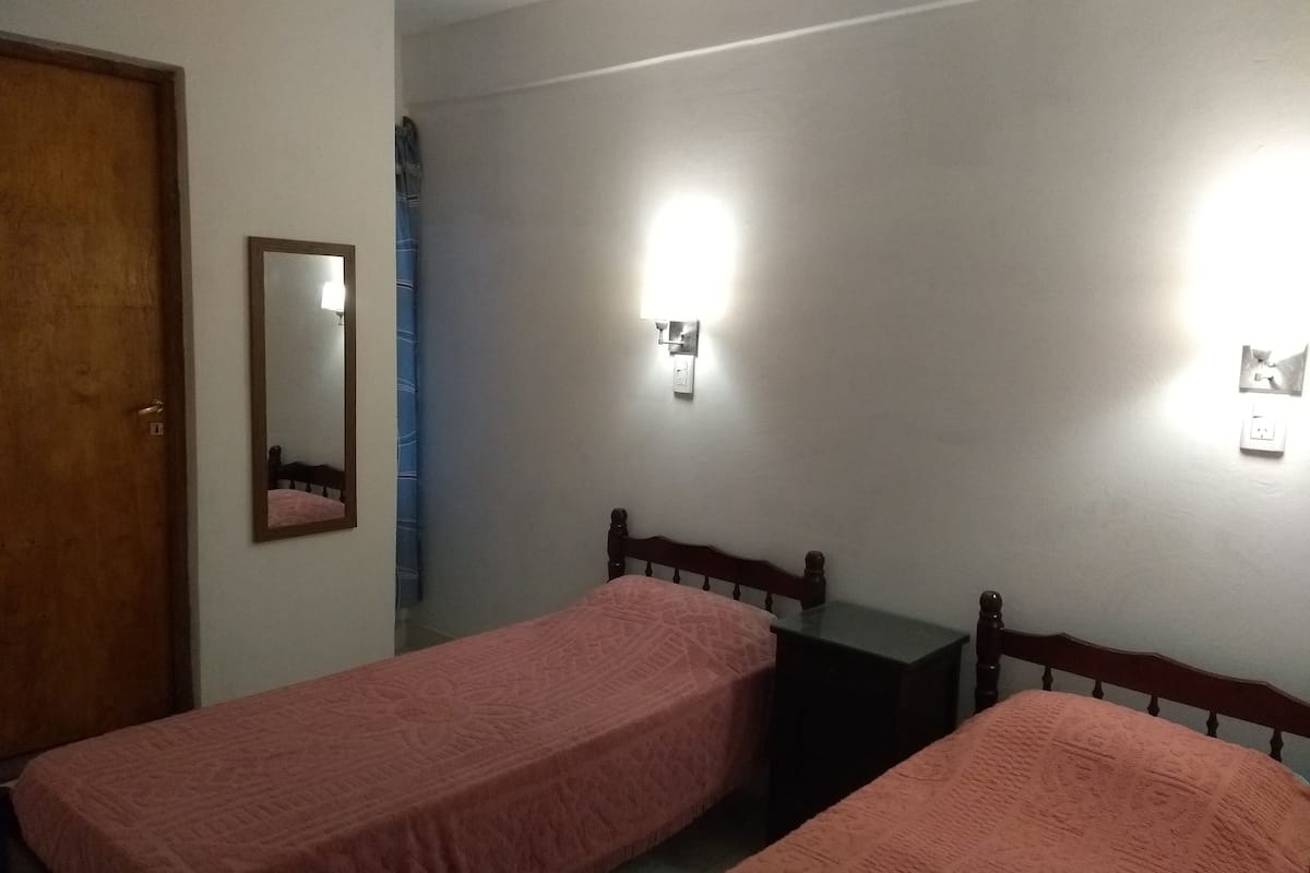 Twin Room, 2 Twin Beds, Non Smoking | Soundproofing, free WiFi, bed sheets