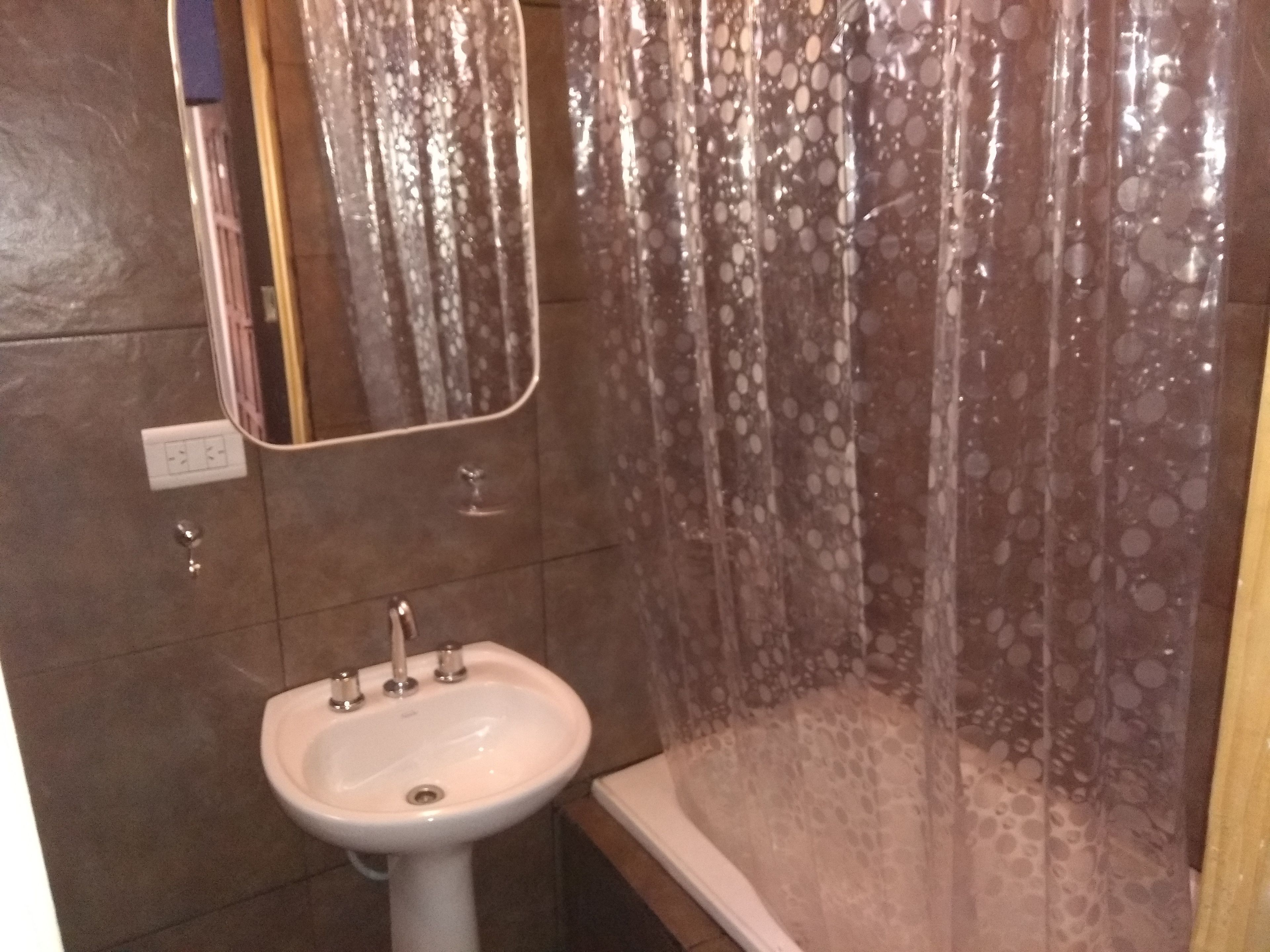 romantic room, 1 double bed, non smoking | bathroom shower