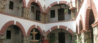 Hotel Molino Del Rey