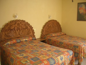 Quadruple Room, 2 Double Beds, Non Smoking | In-room safe, free WiFi, bed sheets