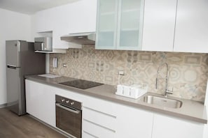 Apartment, 1 Schlafzimmer | Eigene Küche | Großer Kühlschrank, Mikrowelle, Ofen, Herdplatte