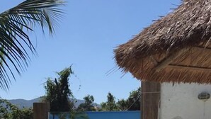 Bồn tắm spa ngoài trời