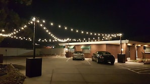 Free self parking - 5615 Properties (Las Vegas)