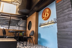 Front of property - Hotel Balcones de la 70 (Medellín)