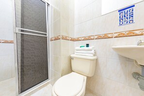 Shower, towels