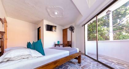 Ayenda 1228 Balcones de la 70