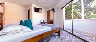 Ayenda 1228 Balcones de la 70