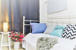 Blue House | Truy cập Internet không dây miễn phí 