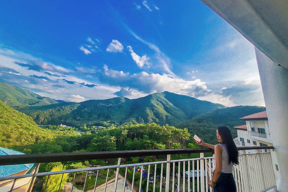 Suite (Base 4 pax, Extra person fee charge on site) | 2 dormitorios, wifi gratis, ropa de cama