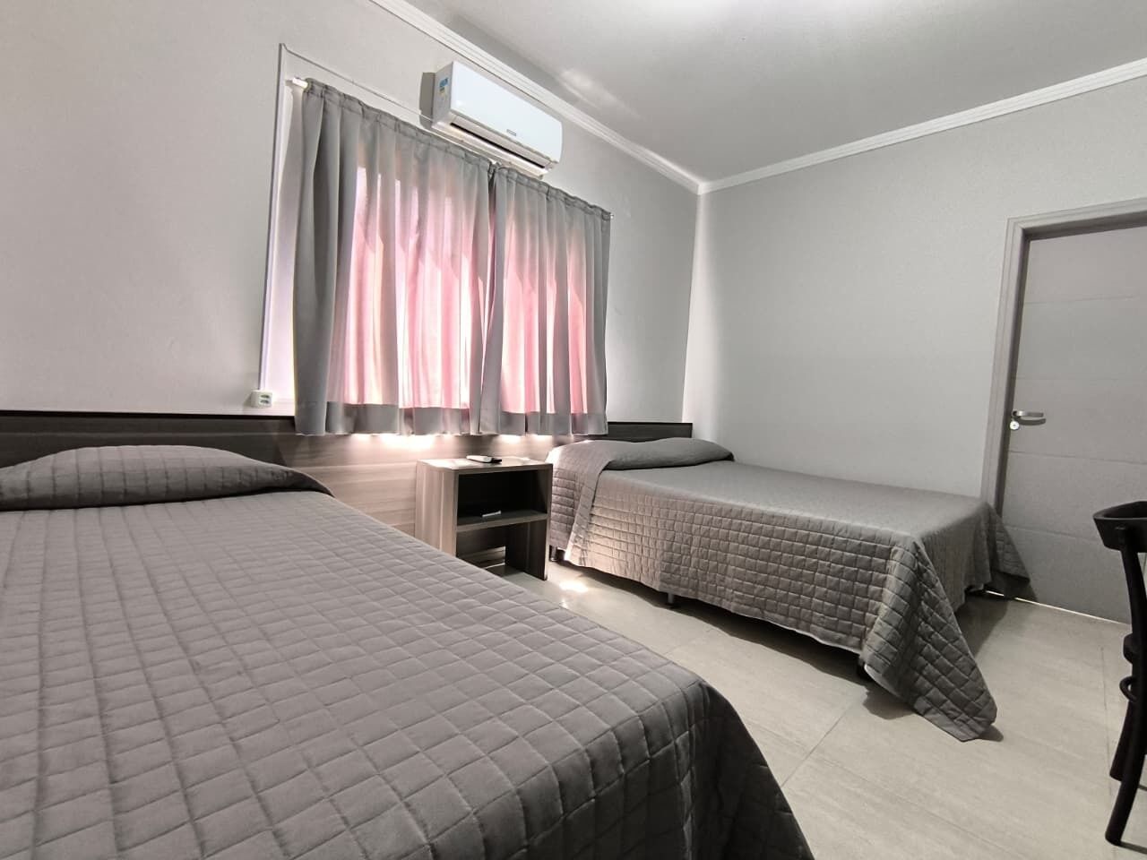 Comfort Triple Room | Minibar, iron/ironing board, free WiFi, bed sheets