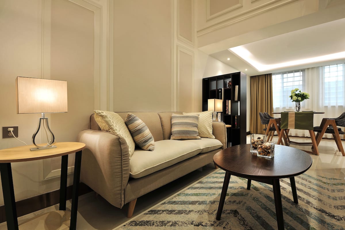 In-room safe, desk, blackout drapes, free WiFi