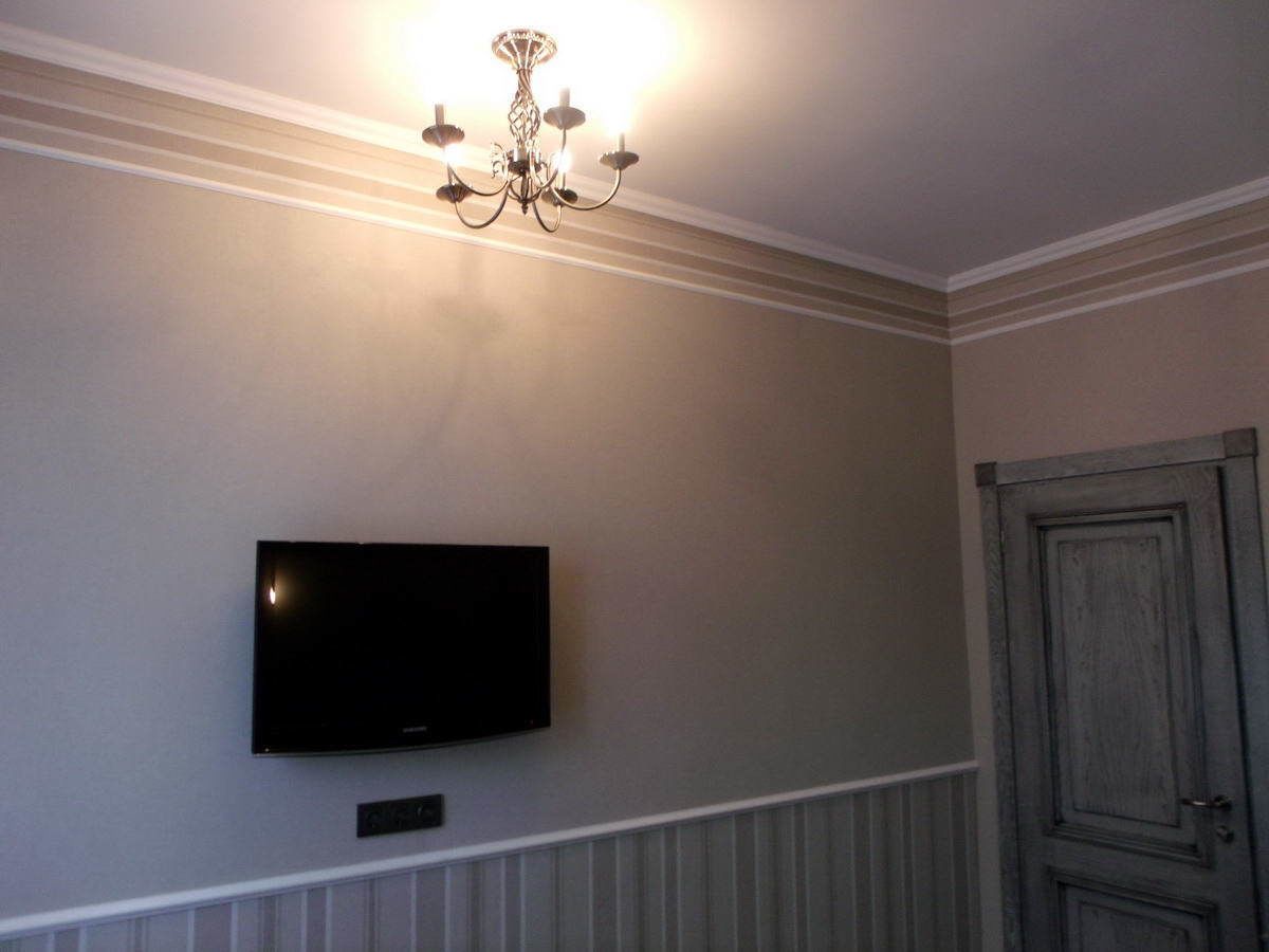 economy double room | television