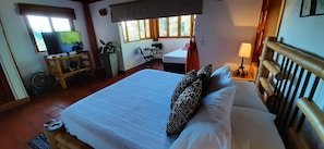 Junior Suite, 1 King Bed, Non Smoking | In-room safe, free WiFi, bed sheets - Finca Hotel Santana (Montenegro)