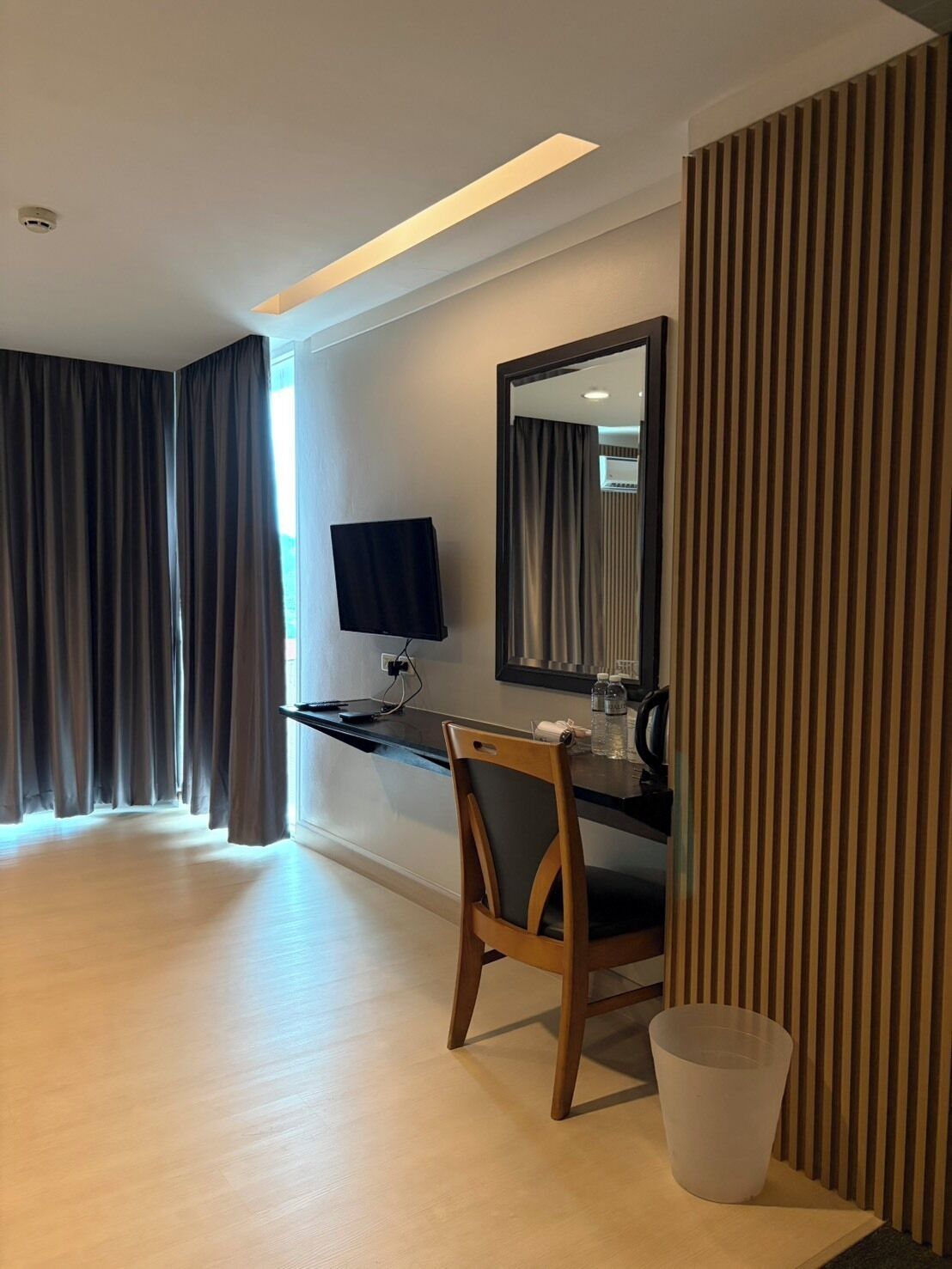 Kamar Twin Deluks | Seprai antialergi, tempat tidur lipat/tambahan, dan Wi-Fi gratis