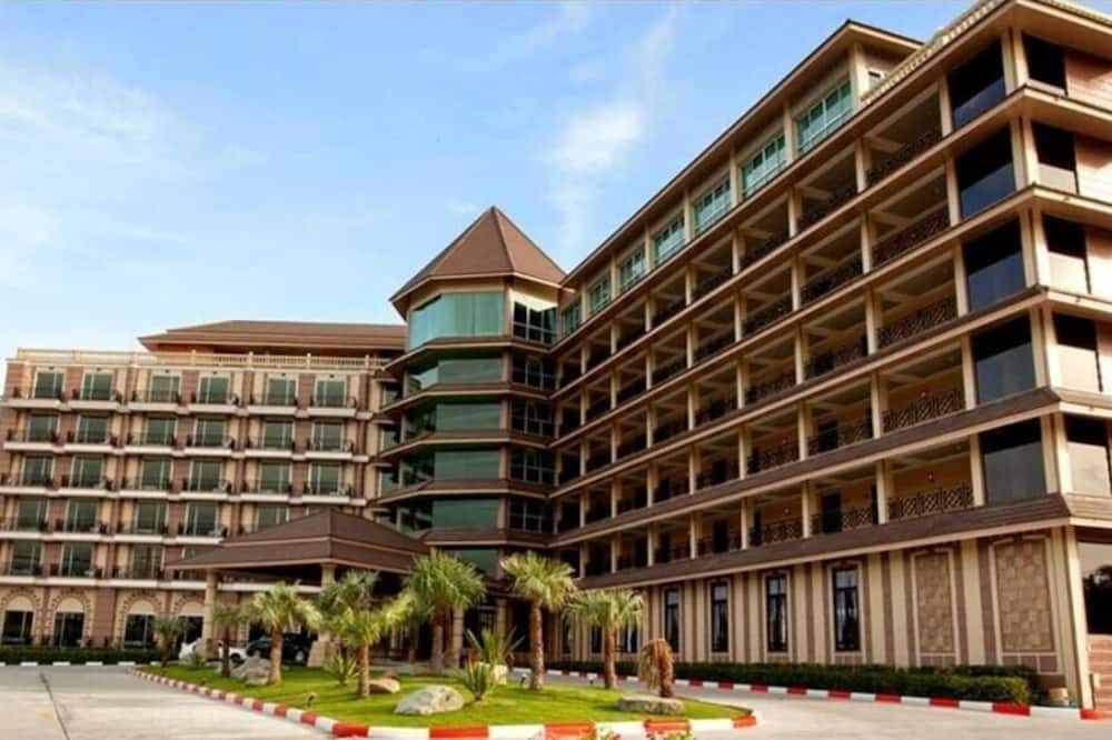 J & Y Lodge Hotel