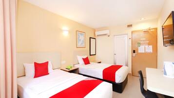 Deluxe Twin Room, 2 Single Beds, Non Smoking | Free WiFi, bed sheets