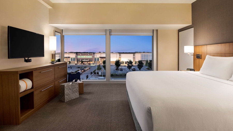 Hyatt Place Virginia Beach Town Center