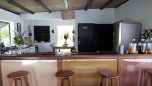Bar (en el alojamiento)