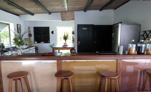 Bar (en la propiedad)