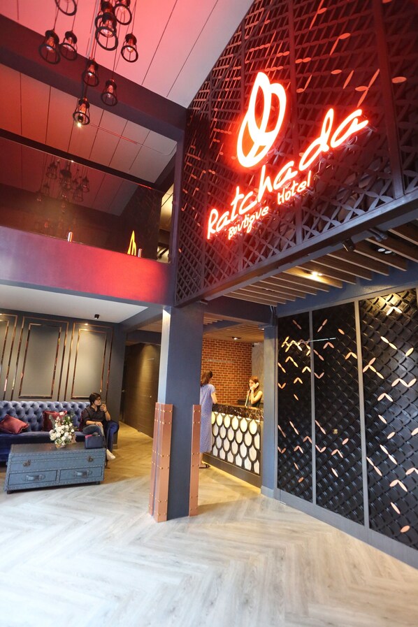 Mostrador para check-in y check-out