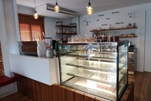 Café - KM Condo (La-ngu)