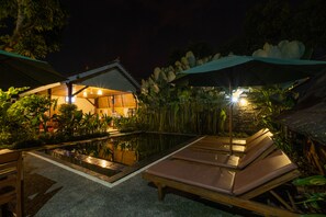Outdoor pool, pool loungers