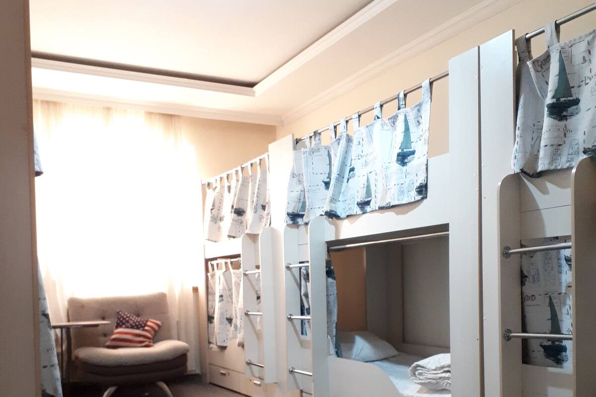 7 bedrooms, in-room safe, rollaway beds, free WiFi