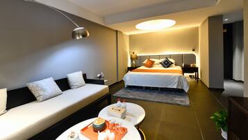 Premier Double Room, River View | 1 bedroom, desk, blackout curtains, free WiFi