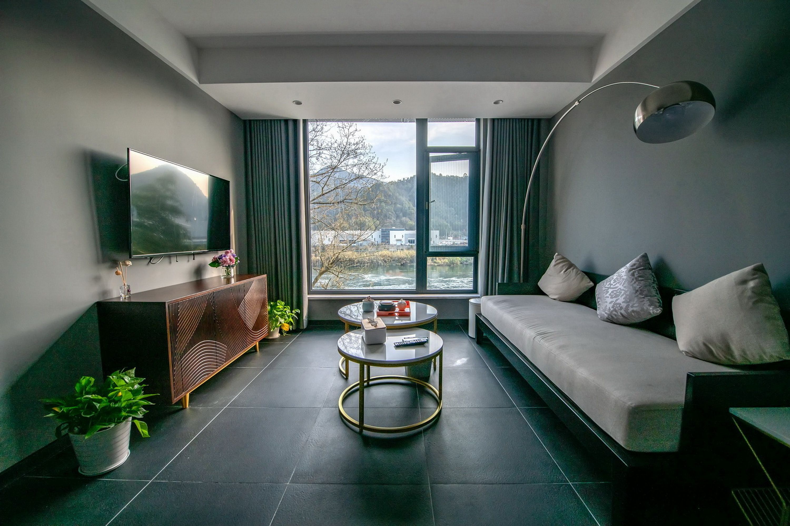 奢華江景大床房 | 1 間睡房、書桌、遮光窗簾/窗簾、免費 Wi-Fi