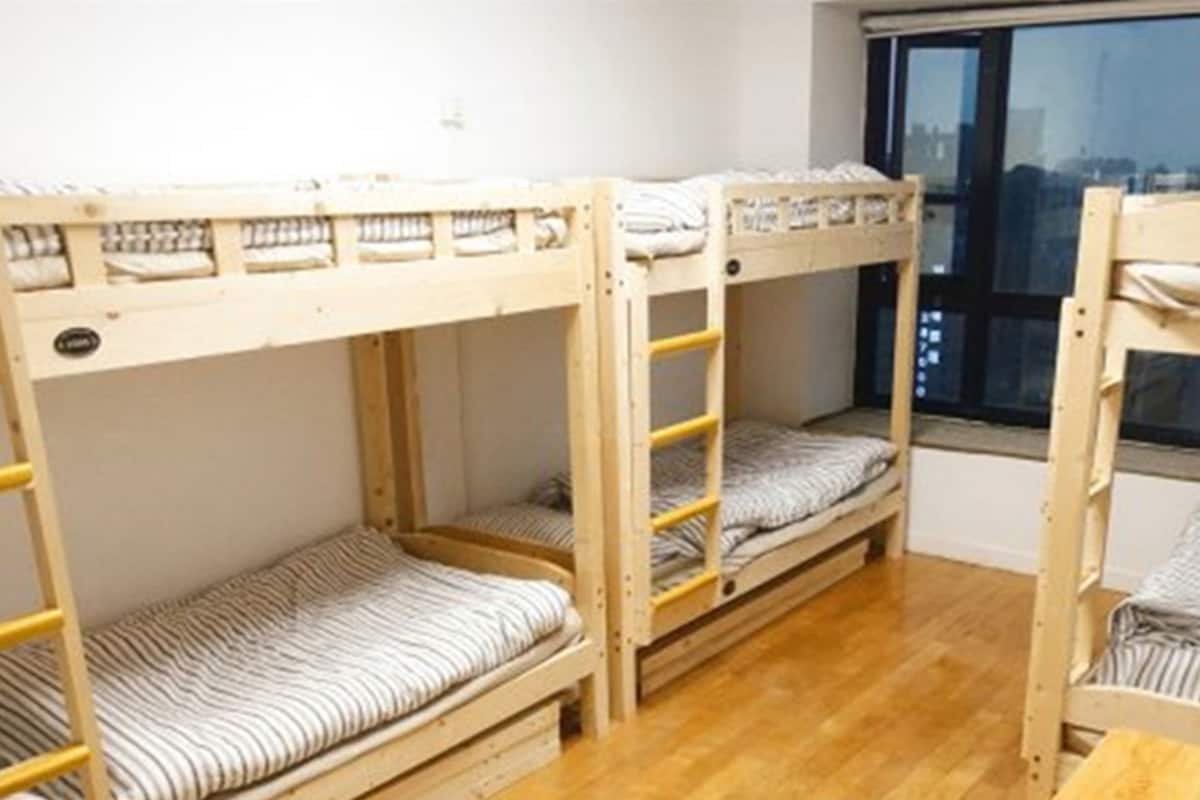 Bed in 8-Bed Dormitory, Men Only | Desk, blackout drapes, WiFi (free)