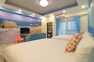 Deluxe Quadruple Room