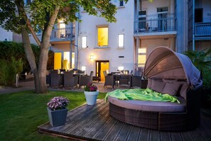 Courtyard - Auenwald Hotel und Apartmenthaus (Leipzig)