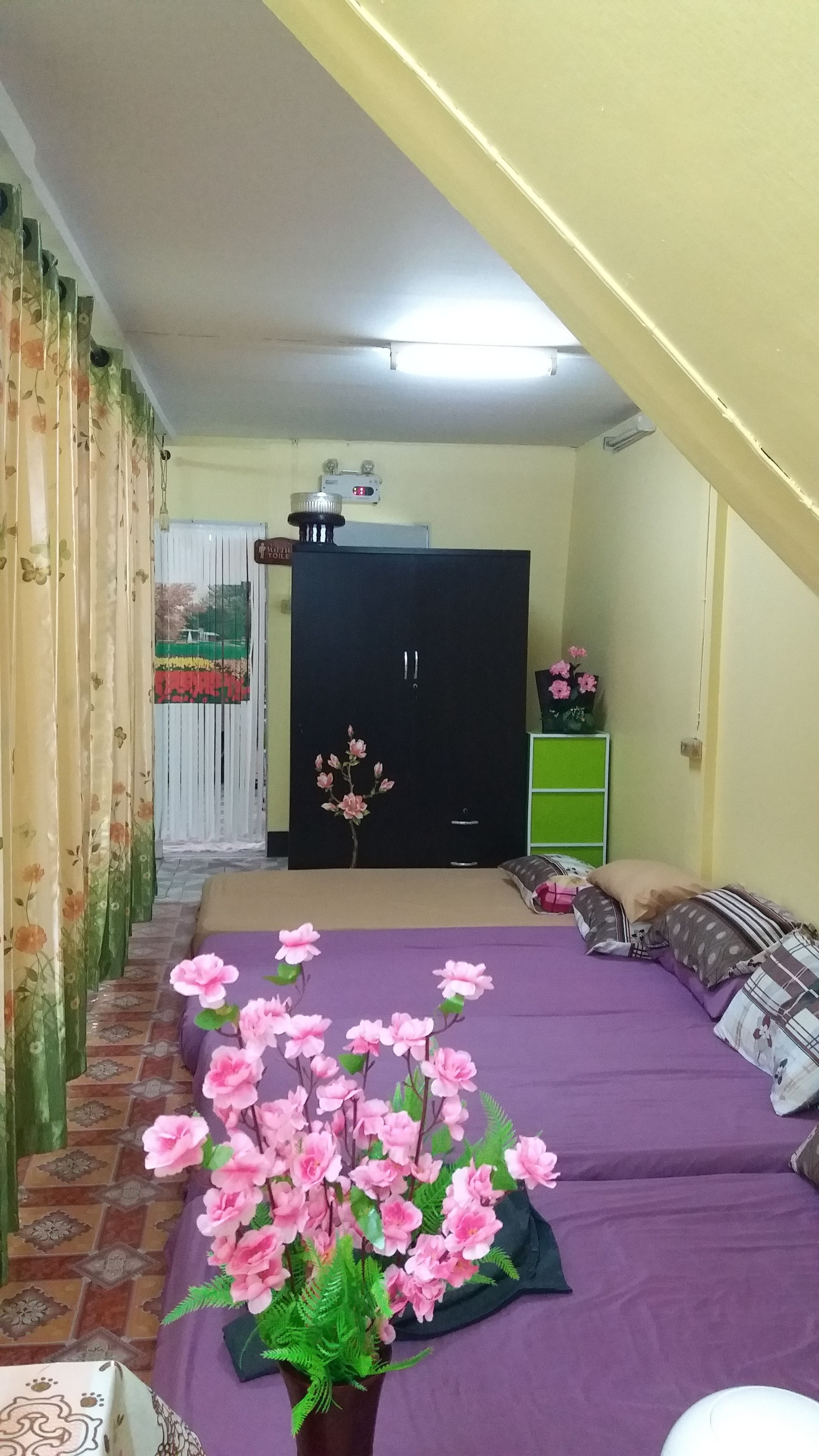 Shared Dormitory, Non Smoking | Living room