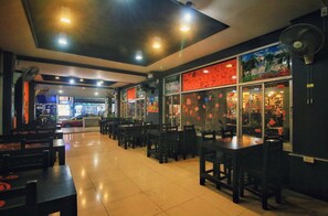 Restaurant - Colora Hotel (Patong)