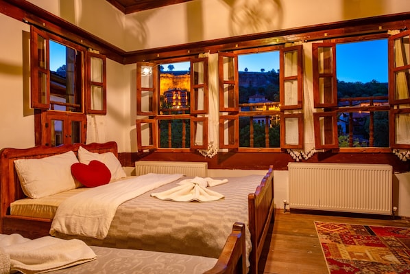 Työpöytä, ilmainen Wi-Fi