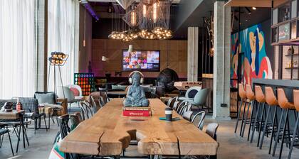 Moxy Copenhagen Sydhavnen